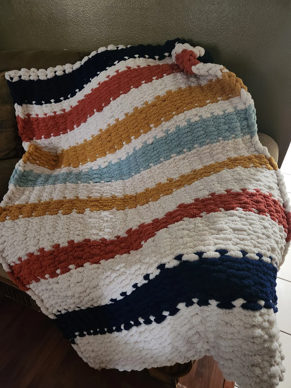 Cozy Chunky Knit Throw Blanket